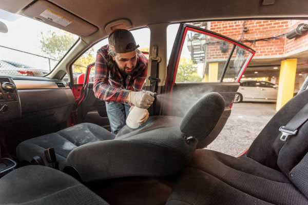 araç koltuk yıkama profesyonel detarjan ürünleri kullanımı